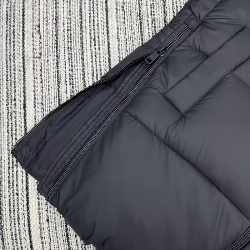 Pra*a down jacket